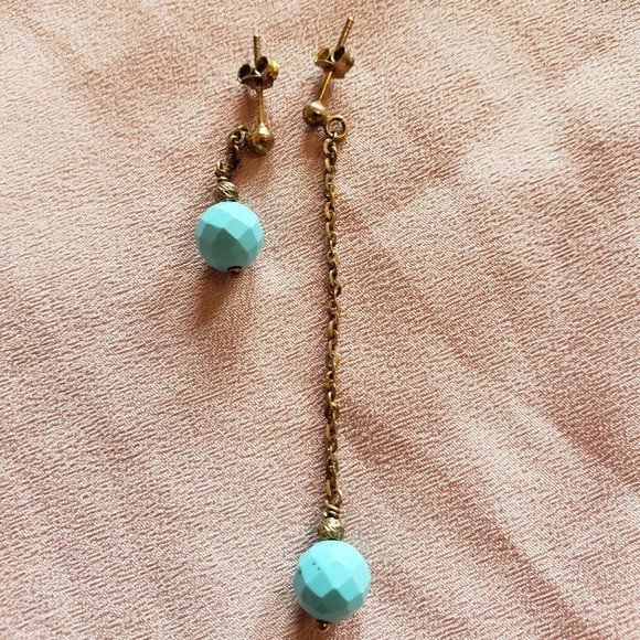 Uneven Length Turquoise Faceted Ball Drop Post Back Earrings - Picture 2 of 2